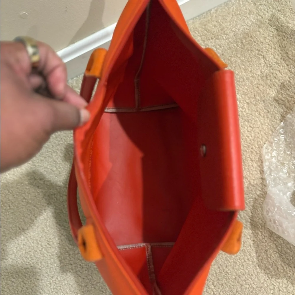Longchamp Vibrant Orange Tote Bag - Picture 5 of 10